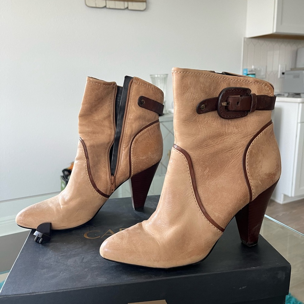 Super cute leather boots
